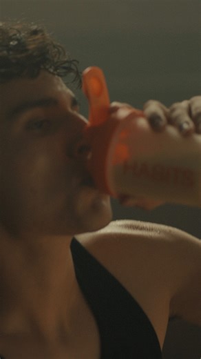 HABITS on Instagram: "The Habit of Basketball 🏀 It starts with showing up — again, and again, and again. In the quiet mornings. In the hard days. In the small choices that no one sees. Because repetition is how habits are built. And habits are how we become who we want to be. HABITS walks with you in that process — steadily, consistently, intentionally. Now it´s your turn. Build your habit. Build the habit of repetition #BuildYourHabit Permiso COFEPRIS: 233301201A0871 © 2025 HABITS. Todos los d