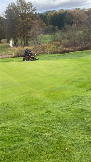 🎃👻 It’s Halloween at Spring Valley! 👻🎃 Join us TONIGHT for a frightfully fun evening at our Halloween Party here at Spring Valley Golf & Lodge! 🕸️ 🍻 Happy Hour: 4–6 PM — grab your favorite drinks and kick off the night with some spooky good vibes! 🎶 Great music, delicious food, and plenty of treats (and maybe a few tricks 😈)! 💀 Costumes encouraged — come dressed to impress and let’s make it a night to remember! Don’t miss out on the Halloween fun at Spring Valley — where the only thing 