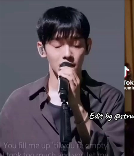 Chanyeol and Chen's Haunting Cover of Ghost Town