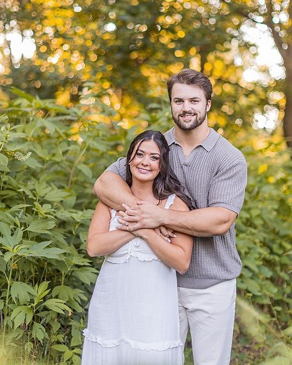 Who is Natalie Winters, Girlfriend of Zander Horvath? His Parents, Family, Salary, Jersey