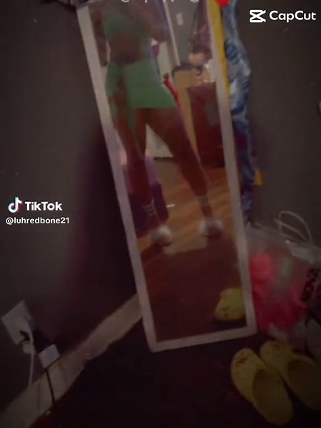 I look good😘#lgbt🌈 #lesbiansoftiktok #CapCut #fyp