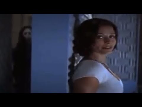 Gale chase scene -Scream 2 😱😱