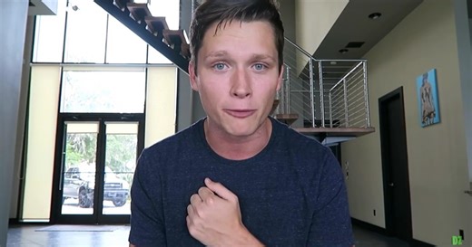 YouTuber removes apology video as CSGO Lotto owners sued