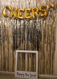 25+ Awesome New Year's Eve Party Decorations 2024