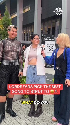 Drop the #Lorde song that makes you do your best model walk on the treadmill @lorde #ultrasoundworldtour | MUCH