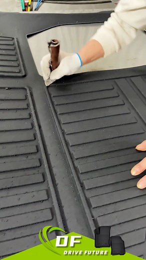 We are Bestway Car Mat Factory, a professional 3D TPE car mat manufacturer from China 🇨🇳. 💪 Suitable for all major brands — Toyota, Hyundai, KIA, Honda, BYD, and more! 🏭 Factory direct supply with wholesale price 🌱 Eco-friendly, odor-free, waterproof & easy to clean 🚚 Strong production capacity & fast delivery We are now looking for global distributors and partners to expand the market together! Let’s grow your business with Bestway! 📞 WhatsApp: 8615335420017 📧 Email: erick@bestway-carma