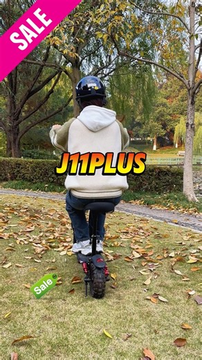 The FREEBOY J11 is built for riders who want power comfort convenience all in one. Today we’re showing you how fast you can install it — and why this 1200W off-road scooter is winning so much attention. 😎🔥 ⭐ Quick installation ⭐ 1200W strong motor ⭐ 34mph speed ⭐ 37-mile max range ⭐ 11” off-road tires ⭐ 7-level shock absorption ⭐ Dual headlights colorful side lights ⭐ Turn signals & anti-theft key ⭐ Detachable seat ⭐ Dual disc brakes ⭐ 3-second fold for easy storage 📣 Tell us! What matters MO