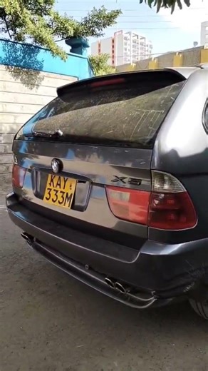 BMW E53 X5, 4.4 V8 EXHAUST SOUND,CAT DELETED.