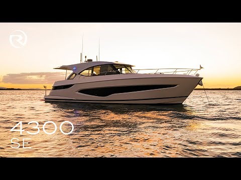 Riviera 4300 Sports Express