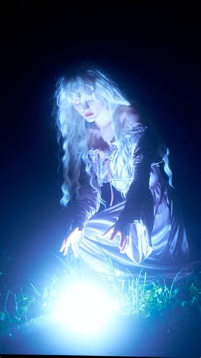 16K views · 333 reactions | How I created this mystical glowing effect with the @amaran Ace 25c! Bonus tip: Attach a mist filter to your lens to make the light create an extra soft glow. #amaranpartner #amaran #ethereal #photography #tutorial | Elizabeth Elder Photography | Facebook