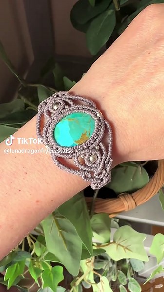 Custom Turquoise Macrame Bracelet Creation Guide