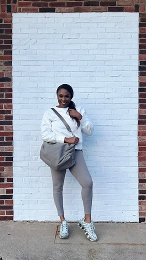 This look is a perfect example of how to use Aesthetic Principles to elevate simple pieces: ​Texture & Quality: Selecting high-quality, matte fabrics (tights & sweatshirt) is the foundation for a polished finish. ​Structure & Flow: Contrasting the soft flow of the sweatshirt with a structured crossbody bag instantly adds refinement. Sweatshirt and tights @amazonfashion Sneakers @nike Purse @lululemon ​What is the one essential item you always rely on to make your casual outfits feel polished? Sh