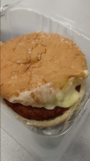 Son of a bun, The £1 dirty burger. #teatime #burger #food #youtubeshorts