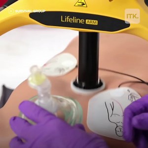 This device can perform automated chest compressions 🏥 | In The Know Innovation