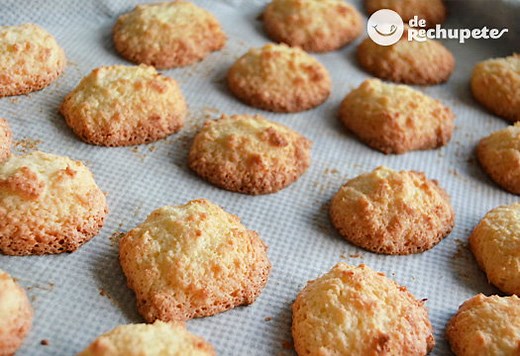 Cocadas o pastelitos de coco. Postre paso a paso