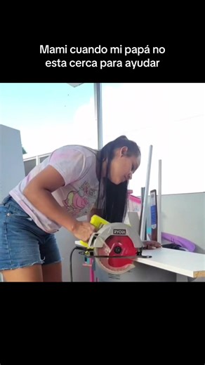 Y sus mamás saben como multitasking asi como la mia? @TikTok #lol #🤣🤣🤣 #explore #fyp #fypシ