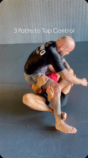 Here are 3 paths to top control once we’ve created back exposure off a cross step Kouchi and got our opponent’s hands to the floor. 1) X guard entanglement 2) Hip control wrestle up 3) 2 on 1 foot control wrestle up Drill these options and comment your experience. #jiujitsuflo #jiujitsu #bjj #grappling | Ari Goldman