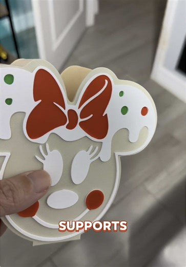 Gotta be festive when washing your hands 🎄