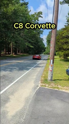 Why These Two Sports Cars Sound So Different – Corvette C8 vs Porsche 911