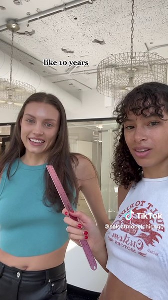 Meet Sarah: Your Next Top Model!