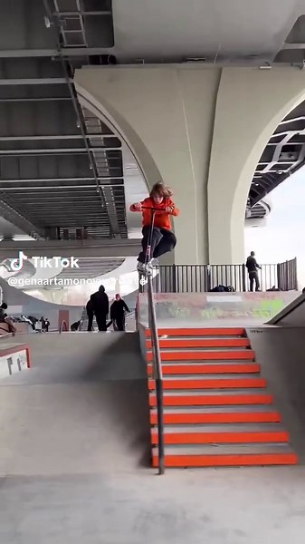 #genaartamonovv #hellride #tiltlife #fyp #gena #scootertricks #trick