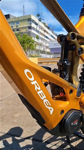 Orbea Venezuela on Instagram: "¡Llegó la bestia! ⚡️ ¡NUEVA EN TIENDA! 🔋 Presentamos la ORBEA WILD, la e-MTB Enduro que lo redefine todo. Máxima potencia Bosch Performance Line CX y batería de alto rendimiento. Siente el poder. Vive la #OrbeaWild. Disponible ya en tu distribuidor oficial Orbea Venezuela."
