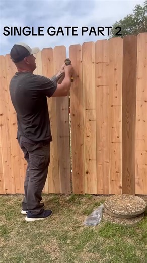 How to build a single gate for a wood fence | American Floor
