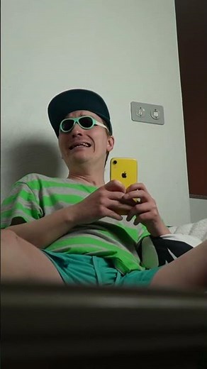 "Mainoskatkolla sitten nukkumaan!"