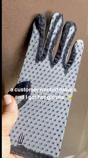 there's something about gloves that makes you feel royal when you wear them. 😃 | Vhky Shop