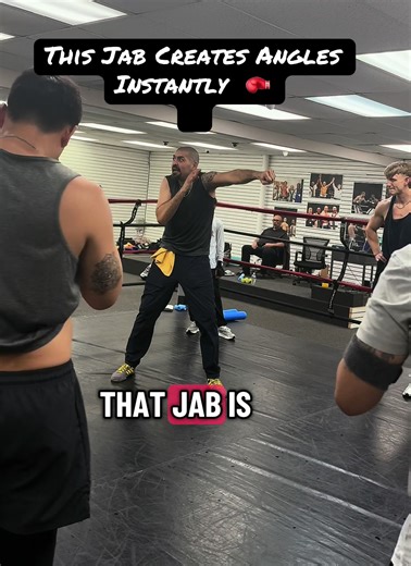 Mastering the Jab: Create Angles in Boxing Training