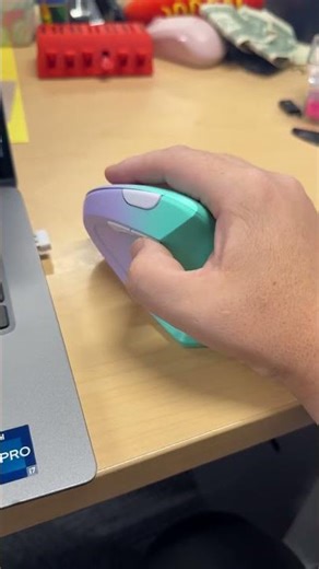 Very comfy mouse! Extra buttons