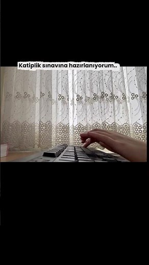 Sesi açın 😀 F klavye ile 10 parmak yazıyorum ⌨️#klavye #sınav #studywithme