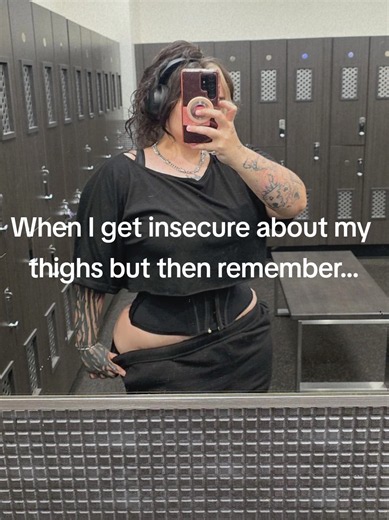 Having thick thighs correlates to having a longer/healthier life btw #gymtok #girlswholift #thickthighessaveslive #musclemommy #gymmotivation