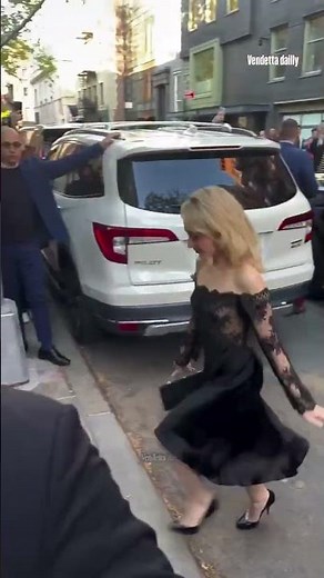 Sabrina Carpenter attending Anna Wintour's pre-Met Gala dinner in New York | May 3, 2026