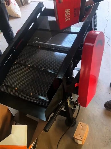 Understanding Vibrating Screen Technology for Material Separation