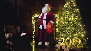 Santa Claus Falling Shaking Himself Coming: Stockvideos & Filmmaterial (100 % lizenzfrei) 1020679123 | Shutterstock