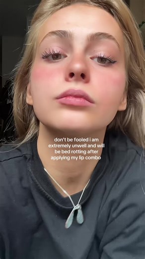 Discover the Wonderskin Saddle Lip Liner with Kylie Sweater Weather