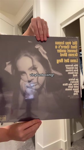 did you know there’s a tunnel under ocean blvd - lana del rey i already have the pink variabt but this is cute too #vinyl #vinylunboxing #vinylrecords #vinylcollection #vinylcollector