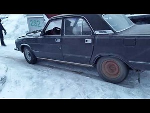 Soviet Volga V8 GAZ 31012