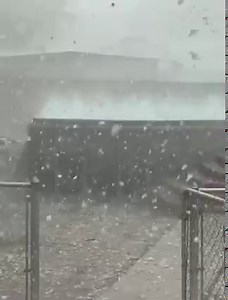 5.1M views · 1K reactions | #kens5eyewitness Karen Mann captured this video of hail coming down strong in Brackettville earlier this evening. THE LATEST on Wednesday night's storms: https://www.kens5.com/article/weather/severe-weather/severe-storms-possible-across-central-texas/273-b969b70a-a74a-4498-9143-5d3becc9f155?tag1=kensshare | KENS 5 & Kens5.com | Facebook