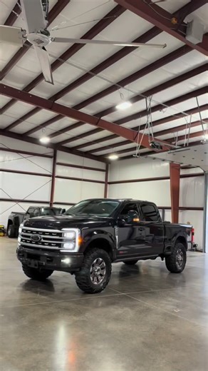 🌾 B U B B A 🌾 2024 Ford F250 King Ranch 4x4 Only 9k miles 💨T&D 37” Nitto Mud Graps 💲84,900 Delivery available! Located at Premiere Autosports 📲(256)770-9485 | Diesel Marketplace VIP