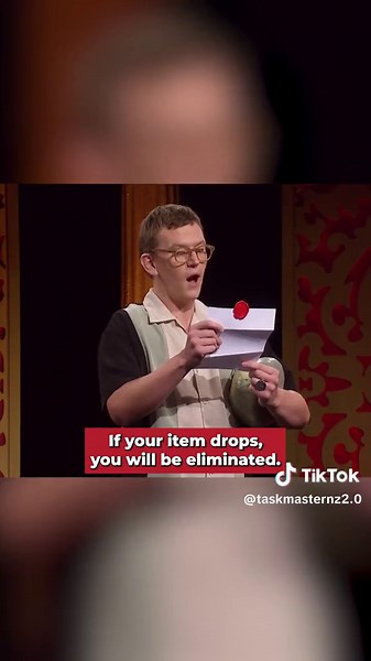 Sweep your item towards the drop. #taskmaster #taskmasterclips #taskmasternz #taskmasternewzealand #chrisparker #taskmasteredit #comedy #taskmasteruk