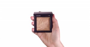 1.3K views · 46 reactions | Wer hat unseren neuen Highlighter Invisible Glow getestet? Jetzt online bestellen: bit.ly/InvisibleGlow | bareMinerals | Facebook