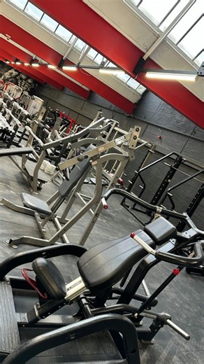 Muscle Bound Gym Bradford on Instagram: "Equipment arriving in Huddersfield. On course to open late January 💪 Sign up before we open to save! Your first month just £5 using code PRESALE5 plus extra savings on monthly DDs & our year pass. Only available until we open, don't miss out! 👉🏼 https://www.muscleboundgymuk.co.uk/about-us 👉🏼 Hit JOIN NOW & choose Huddersfield #huddersfieldgym #muscleboundgym #builtfromthegroundup"