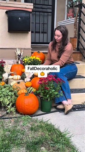 Safeway on Instagram: "You can’t buy happiness, but you can buy pumpkins & mums 🎃🌼"
