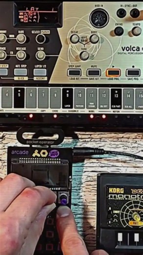 techno pattern with volca drum and po arcade