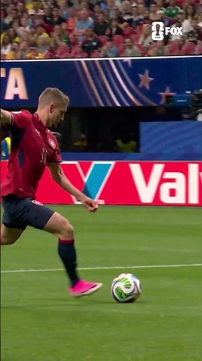 A well-worked team goal from Czechia to put them in front first