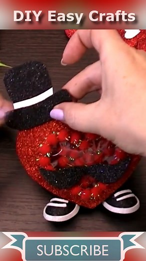 1M views · 20K reactions | Craft Valentine's Day Gift Ideas #tutorial #craft #diy #gomaeva #craftseasydiy #manualidades | DIY Easy Crafts | Facebook