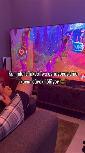 İbrahim Doğan on Instagram: "It takes two oynayan çiftlerin ana problemi🤣 . . . . . . #Reklam (Marka göründüğü için mecburen reklam) Sistem Özelliklerim ve Ekipmanlarım : -Asus Rog Strix 4090 Ekran Kartı -Asus Rog Strix X670E-A Gaming Wifi Anakart -AMD Ryzen 9 7950X3D İşlemci -Corsair Vengeance 5200mHz 64 GB Ram -Kingston 6500Mb/s yazma ve okuma 4 TB M.2 SSD -Asus Rog Loki 1200w Güç Kaynağı -Asus Rog Ryujin 360mm ARGB Sıvı Soğutma -Asus Rog Strix Hyperion Kasa -Asus Rog Strix HerculX Ekran Kart
