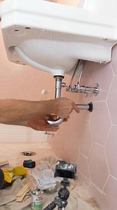 1.4K views | P trap installation 朗朗 #diy #plumbing #homeimprovement #bathroomremodel #bathroomremodelingteache#plumbing #plumber #plumberlife #plumbinglife #plumbersoftiktok #wellwater #bleach #hydronyc #response #kitchen #compression #plumbingtok #plumbingchronicles #plumbproud #waterpressure #pressurereducingvalve #homehacks #waterhacks #plumbingrepair #reels #reelsvideo #reelsviral #serviceplumber | Bathroomremodelingteacher | Facebook